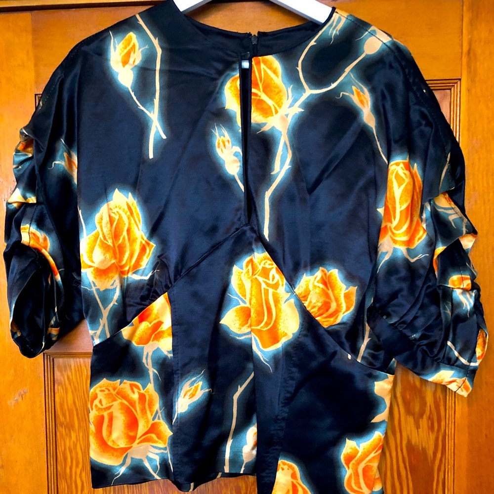 Meryll Rogge Floral Top
